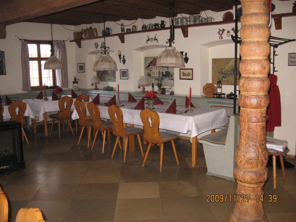 Alte Poststation Goldener Hirsch Hotel Emskirchen ภายนอก รูปภาพ