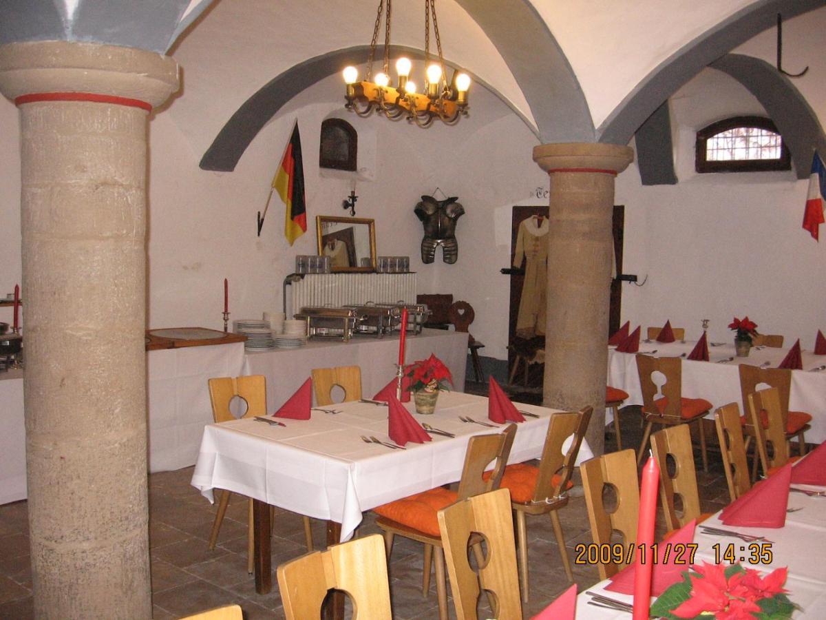 Alte Poststation Goldener Hirsch Hotel Emskirchen ภายนอก รูปภาพ
