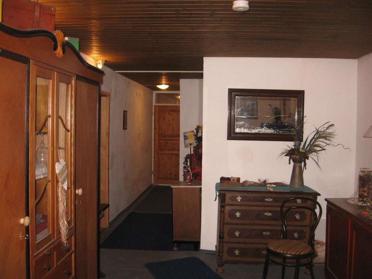 Alte Poststation Goldener Hirsch Hotel Emskirchen ภายนอก รูปภาพ